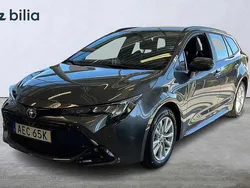 Mörkgrå Begagnad 2024 Toyota Corolla Active Kombi | 339 900 kr (Dyr)