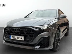 Grå Begagnad 2025 Audi Q8 S-Line SUV | 1 069 000 kr