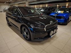 Svart Begagnad 2022 Skoda Enyaq iV SUV | 398 900 kr (Marknadspris)