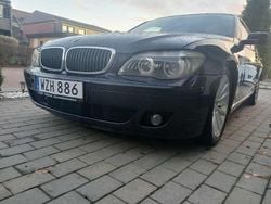 Blå Begagnad 2005 BMW 745 Sedan | 89 900 kr