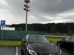 Svart Begagnad 2015 Volvo V60 Momentum Kombi | 155 000 kr (Lite dyr)