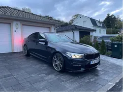 Svart Begagnad 2017 BMW 540 M Sport Sedan | 349 000 kr (Marknadspris)