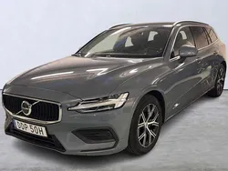 Grå Begagnad 2024 Volvo V60 Core Kombi | 355 000 kr (Bra pris)
