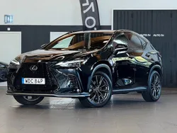 Svart Begagnad 2023 Lexus NX350h Sport Line SUV | 549 900 kr (Marknadspris)