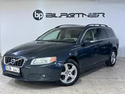 Grå Begagnad 2009 Volvo V70 Momentum Kombi | 84 900 kr (Marknadspris)