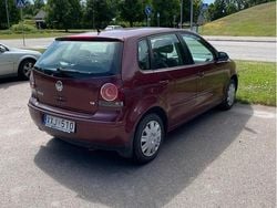Röd Begagnad 2006 VW Polo Comfortline Halvkombi | 18 000 kr (Bra pris)
