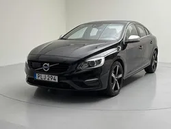 Svart Begagnad 2018 Volvo S60 R-Design Sedan | 184 800 kr
