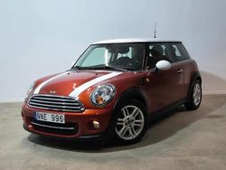 Orange Begagnad 2012 Mini Cooper Chili Halvkombi | 119 900 kr (Marknadspris)