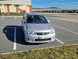 Silver Begagnad 2005 Suzuki Liana Halvkombi | 18 500 kr (Superpris)
