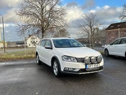 Candyvit Begagnad 2015 VW Passat Alltrack Kombi | 99 900 kr (Marknadspris)