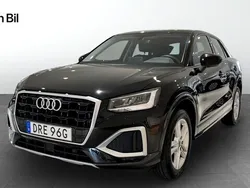 Svart Begagnad 2022 Audi Q2 Advanced SUV | 249 000 kr (Marknadspris)
