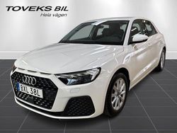 Cortinavit Begagnad 2024 Audi A1 Sportback Proline Halvkombi | 228 900 kr (Marknadspris)