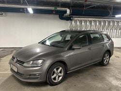 Grå Begagnad 2016 VW Golf VII Kombi | 99 900 kr (Marknadspris)