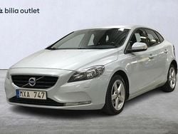 Ljusblå Begagnad 2012 Volvo V40 Kombi | 99 900 kr (Marknadspris)