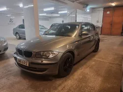 Grå Begagnad 2009 BMW 116 Halvkombi | 74 900 kr