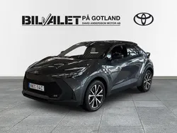 Mörkgrå Begagnad 2024 Toyota C-HR SUV | 429 000 kr (Marknadspris)