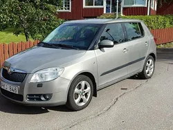 Brun Begagnad 2009 Skoda Fabia Halvkombi | 20 000 kr (Bra pris)
