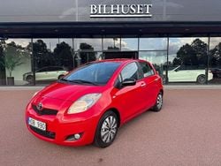 Röd Begagnad 2010 Toyota Yaris Halvkombi | 29 900 kr (Bra pris)
