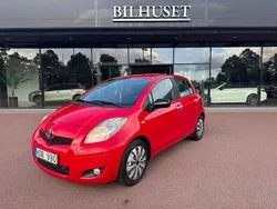 Röd Begagnad 2010 Toyota Yaris Halvkombi | 29 900 kr (Bra pris)