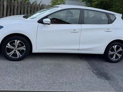 Vit Begagnad 2017 Nissan Pulsar Halvkombi | 89 900 kr (Marknadspris)