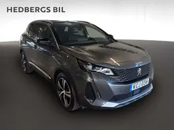 Grå Begagnad 2024 Peugeot 3008 SUV | 279 900 kr (Marknadspris)
