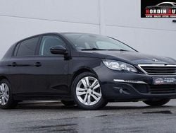 Svart Begagnad 2017 Peugeot 308 Active Halvkombi | 94 900 kr (Marknadspris)