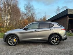 Grigo stromboli metallic Begagnad 2019 Alfa Romeo Stelvio Tech Edition SUV | 235 000 kr (Lite dyr)
