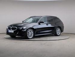 Svart Begagnad 2023 BMW 330 Kombi | 279 000 kr