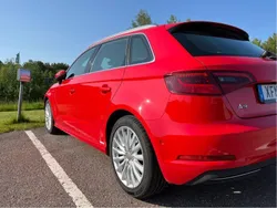 Begagnad 2016 Audi A3 e-tron Halvkombi | 186 000 kr