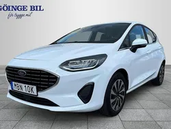 Vit Begagnad 2022 Ford Fiesta Titanium Halvkombi | 184 000 kr