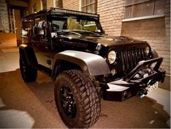 Svart Begagnad 2014 Jeep Wrangler Rubicon SUV | 329 000 kr