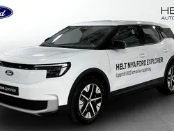 Vit Begagnad 2024 Ford Explorer Premium SUV | 499 900 kr