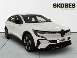 Vit Begagnad 2023 Renault Mégane Equilibre Halvkombi | 269 900 kr (Bra pris)