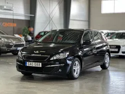 Svart Begagnad 2013 Peugeot 308 Active Halvkombi | 69 900 kr (Marknadspris)