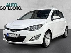 Vit Begagnad 2012 Hyundai i20 Premium Halvkombi | 89 900 kr (Marknadspris)