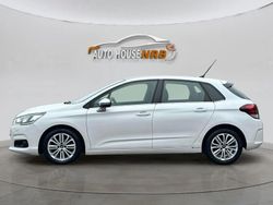 Vit Begagnad 2016 Citroën C4 Halvkombi | 114 900 kr (Dyr)