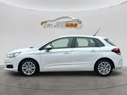 Vit Begagnad 2016 Citroën C4 Halvkombi | 114 900 kr (Dyr)