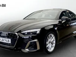 Mytsvart metallic Begagnad 2022 Audi A5 Sportback S-Line Halvkombi | 449 000 kr (Lite dyr)