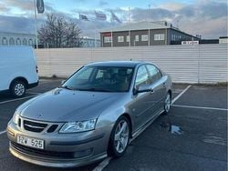Grå Begagnad 2003 Saab 9-3 Aero Sedan | 25 000 kr (Bra pris)