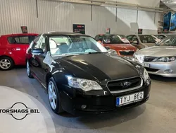 Svart Begagnad 2003 Subaru Legacy Sedan | 47 900 kr (Marknadspris)