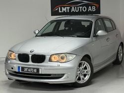 Ljusgrå Begagnad 2007 BMW 120 Advantage Halvkombi | 69 900 kr (Marknadspris)