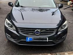 M grå Begagnad 2014 Volvo V60 Kombi | 120 000 kr (Superpris)
