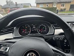 Röd Begagnad 2018 VW Passat S Kombi | 152 000 kr (Superpris)