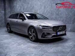 Grå Begagnad 2021 Volvo V90 R-Design Kombi | 378 800 kr (Marknadspris)
