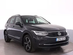 Grå Begagnad 2022 VW Tiguan SUV | 299 000 kr (Marknadspris)