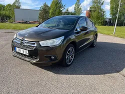 Brun Begagnad 2011 Citroën DS4 Halvkombi | 69 900 kr
