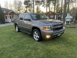 Grå Begagnad 2007 Chevrolet Avalanche Sedan | 90 000 kr (Marknadspris)