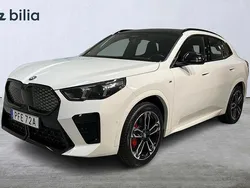 Vit Begagnad 2024 BMW iX2 M Sport SUV | 598 900 kr (Lite dyr)
