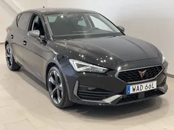 Svart (mitternachtsschwarz) Begagnad 2023 Cupra Leon Kombi | 274 900 kr (Bra pris)