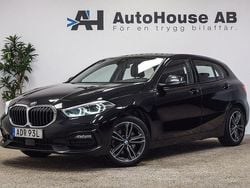 Svart Begagnad 2022 BMW 118 M Sport Halvkombi | 244 000 kr (Marknadspris)